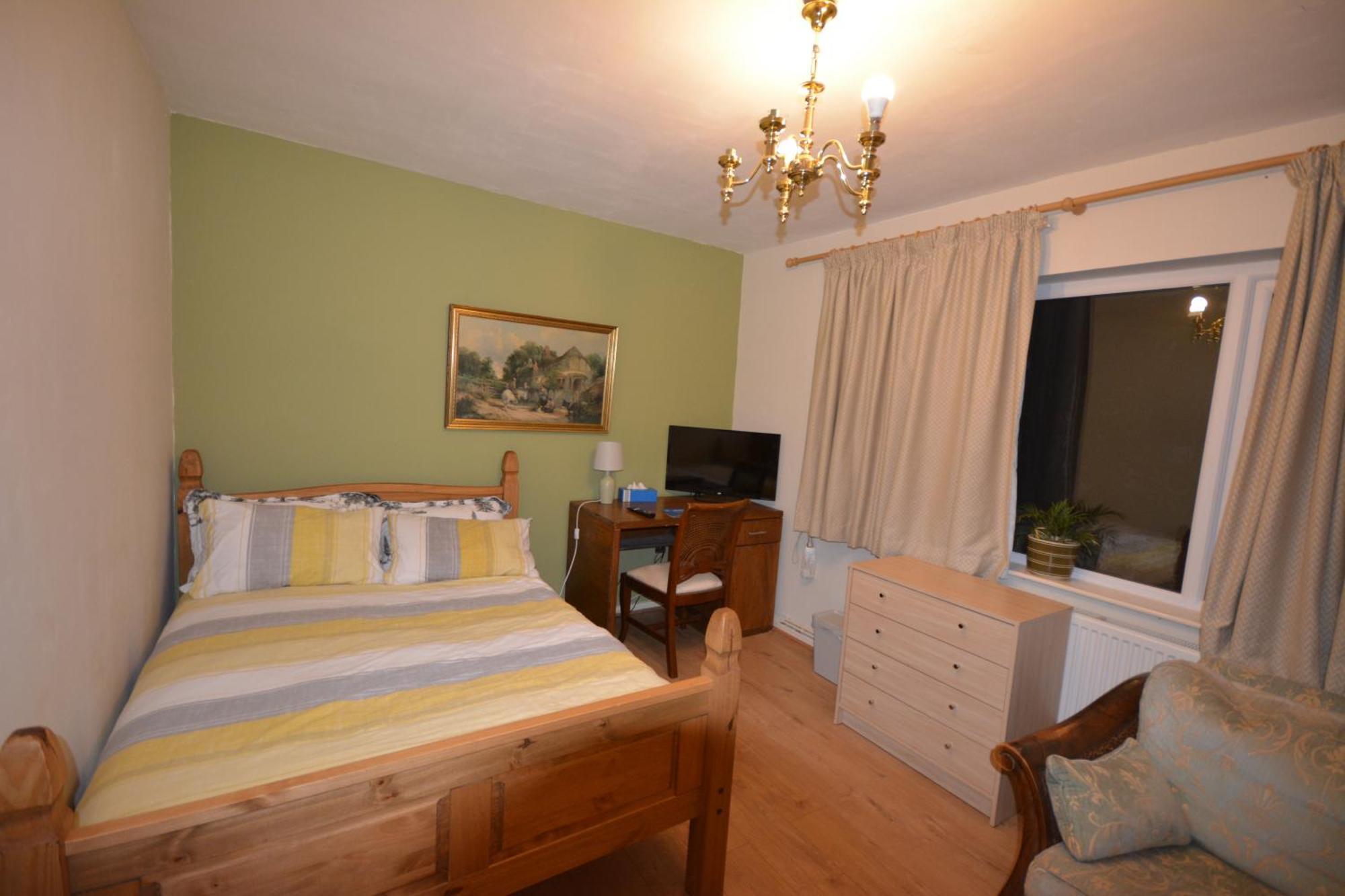 Double Bedroom With View To The Garden Oksford Zewnętrze zdjęcie